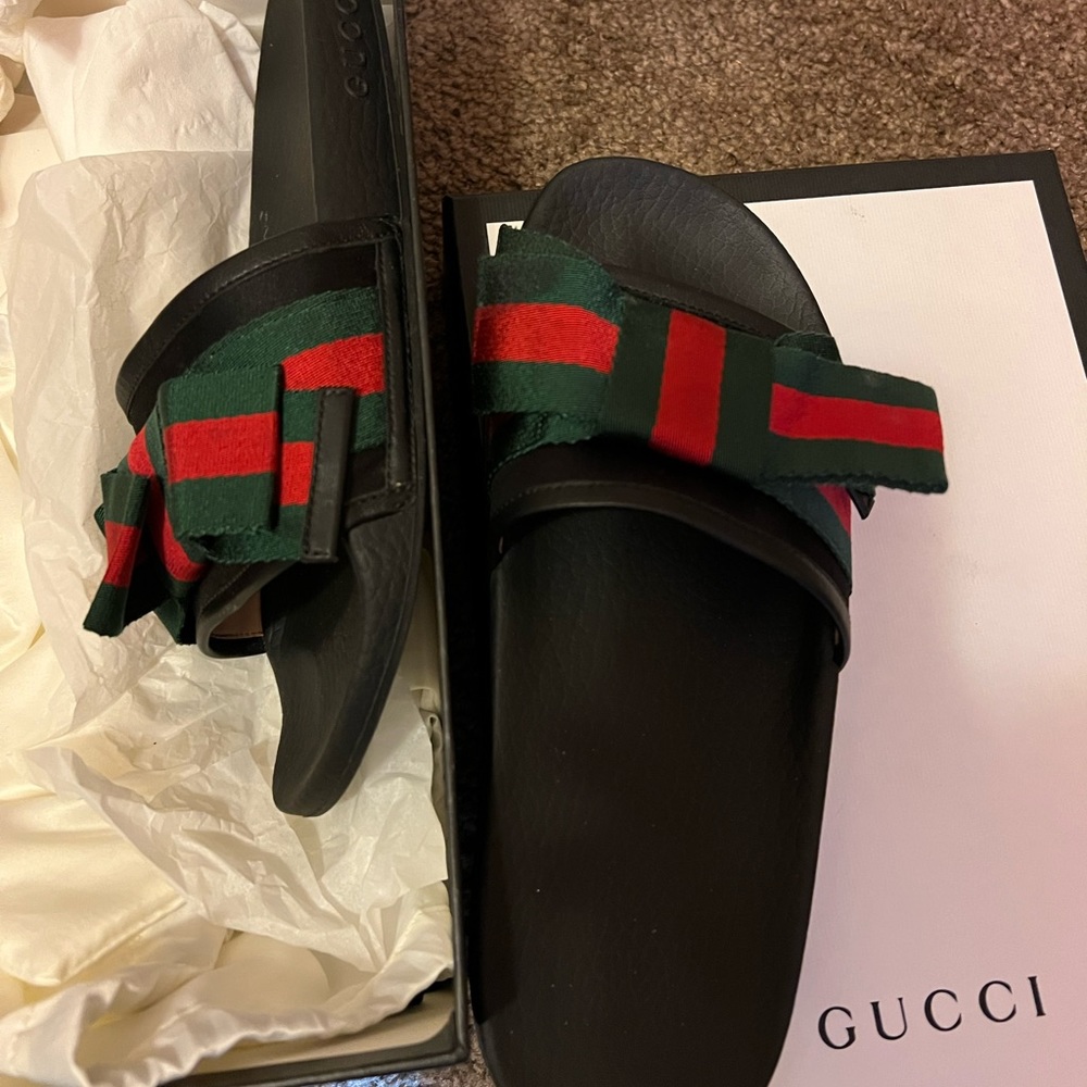 Gucci Bow Tie Slides